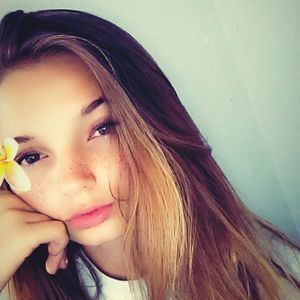 Meet your Posher, Faith